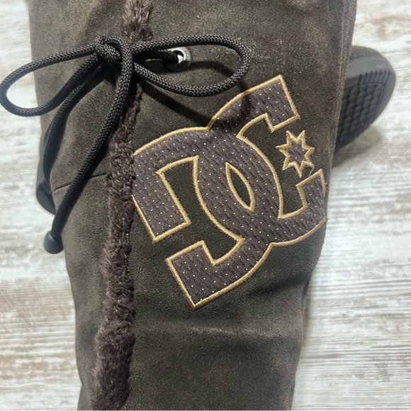 Y2K Women's DC Gondola Skater Dark Brown Suede Leather Winter Boots size 8 - Picture 9 of 9